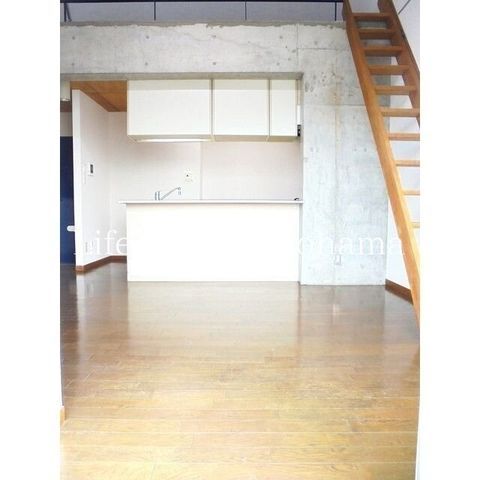 �y���̑������E�X�y�[�X�z�@