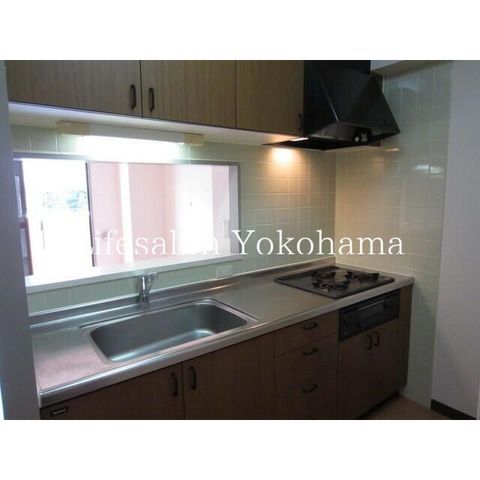 �y�L�b�`���z�@