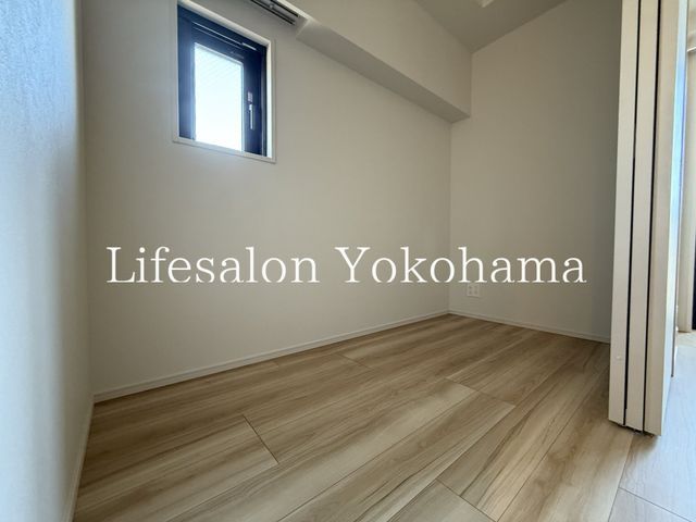 �y���̑������E�X�y�[�X�z�@���r���O/����