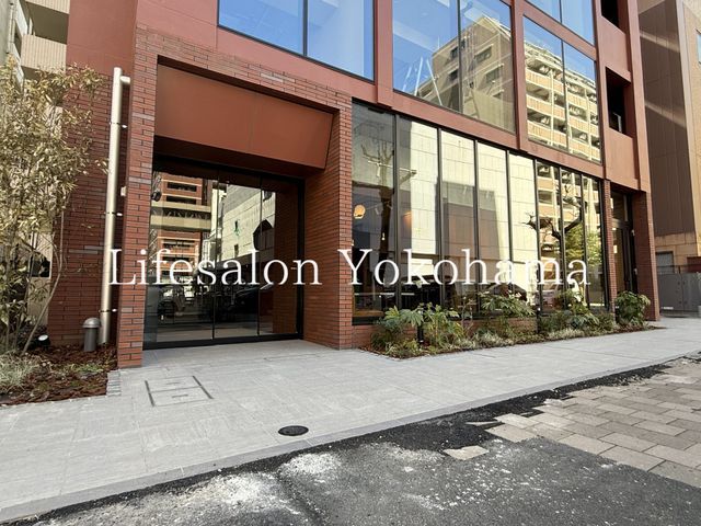 �y�G���g�����X�z�@�G���g�����X