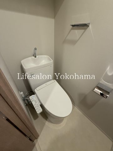 �y�g�C���z�@�o�X