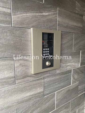 �y���̑��ݔ��z�@