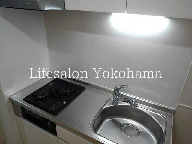 �y�L�b�`���z�@