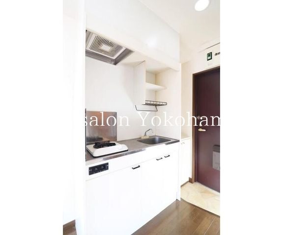 �y�L�b�`���z�@