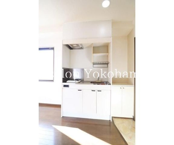 �y�L�b�`���z�@