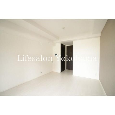 �y���ԁE���r���O�z�@