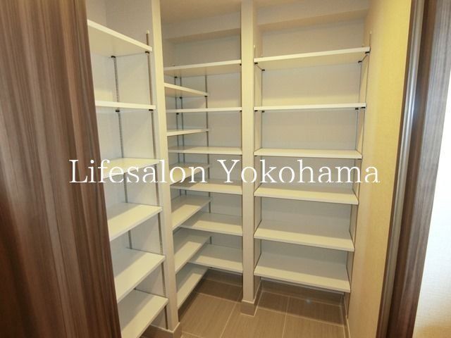 �y���[�z�@