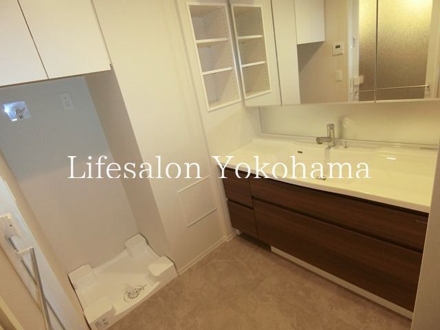 �y���ʏ��z�@