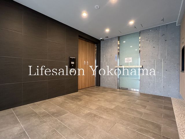 �y���̑��ݔ��z�@