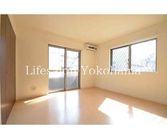 �y���ԁE���r���O�z�@