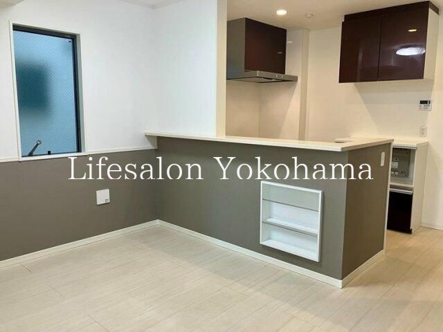 �y���ԁE���r���O�z�@