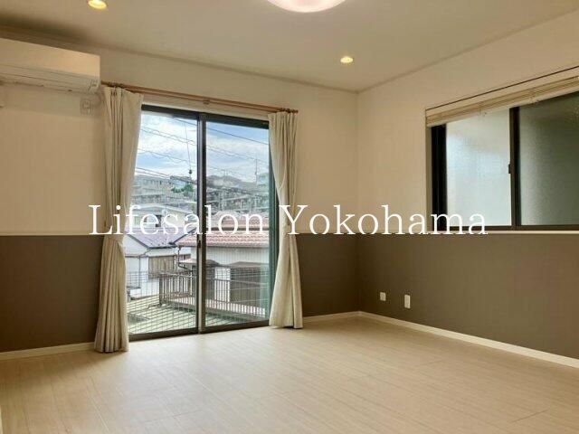 �y���̑������E�X�y�[�X�z�@