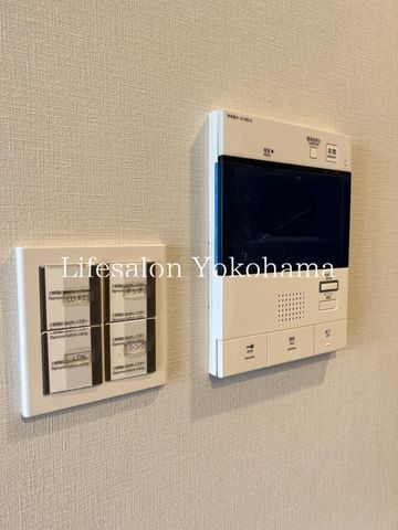 �y���̑��ݔ��z�@