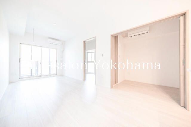 �y���ԁE���r���O�z�@