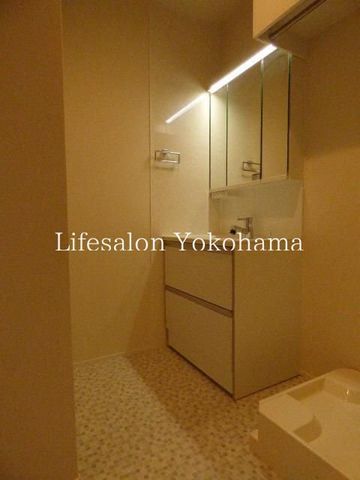 �y���ʏ��z�@