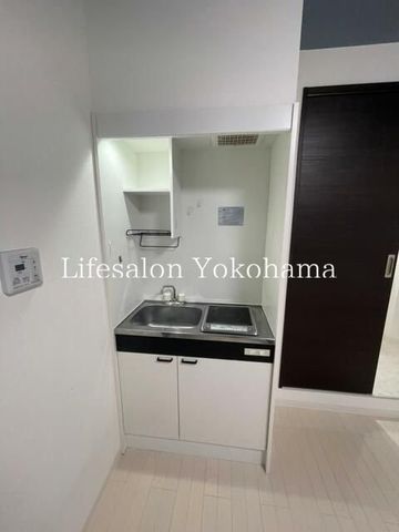 �y�L�b�`���z�@