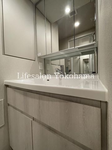 �y���ʏ��z�@�o���R�j�[