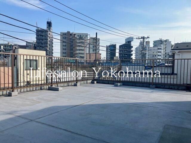 �y�o���R�j�[�z�@
