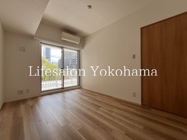 �y���ԁE���r���O�z�@���r���O/����