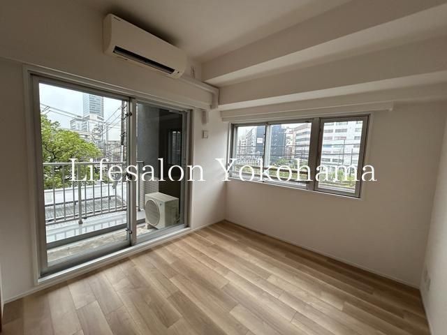 �y�o���R�j�[�z�@