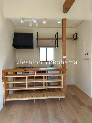 �y���ԁE���r���O�z�@