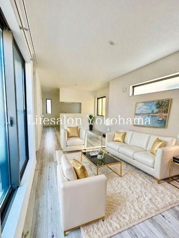 �y���ԁE���r���O�z�@