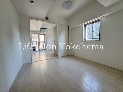 �y���ԁE���r���O�z�@���r���O/����