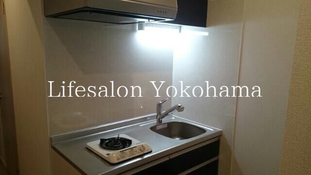 �y�L�b�`���z�@