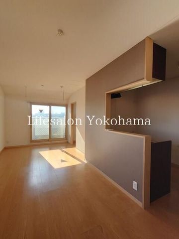 �y���ԁE���r���O�z�@