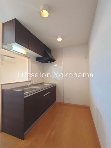 �y�L�b�`���z�@