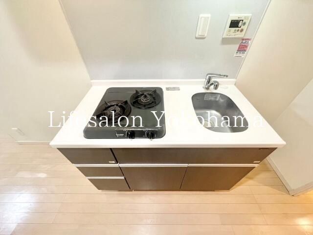 �y�L�b�`���z�@