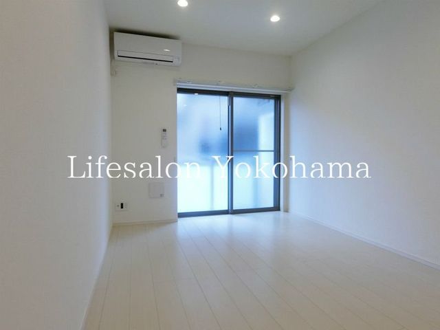 �y���ԁE���r���O�z�@