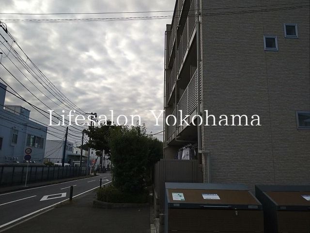 �y�����O�ρz�@