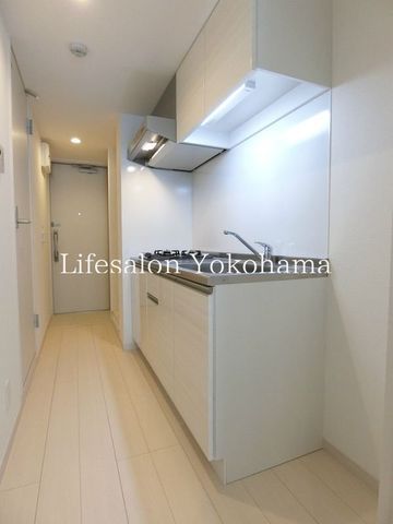 �y�L�b�`���z�@