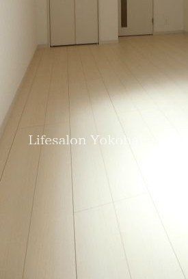 �y���ԁE���r���O�z�@���[