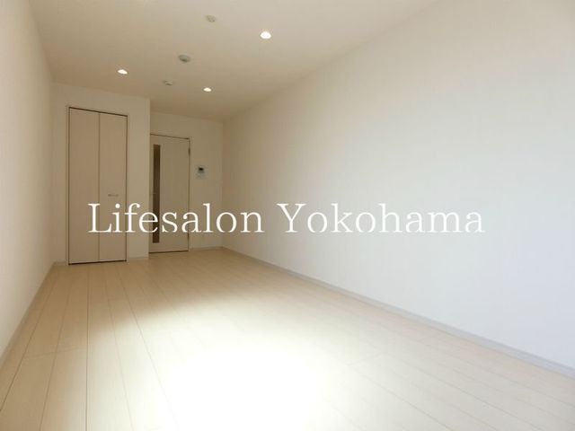 �y���̑������E�X�y�[�X�z�@