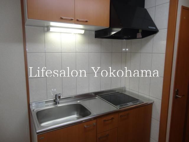 �y�L�b�`���z�@
