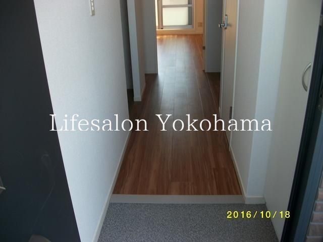 �y���ԁE���r���O�z�@