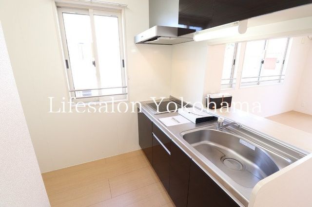 �y�L�b�`���z�@