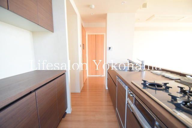 �y�L�b�`���z�@