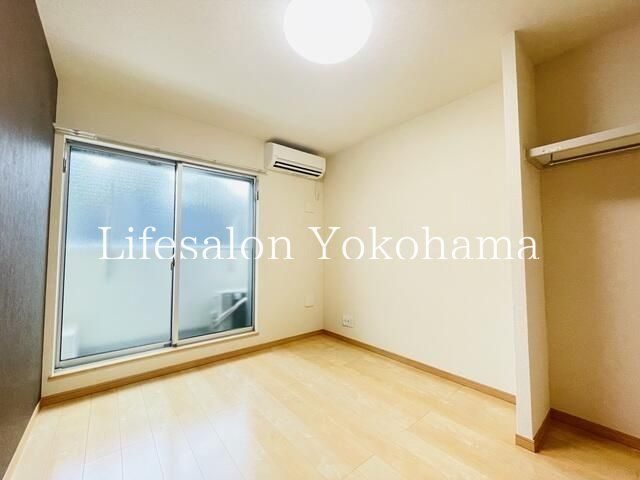 �y���ԁE���r���O�z�@