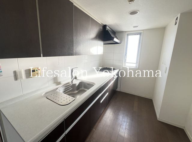 �y�L�b�`���z�@