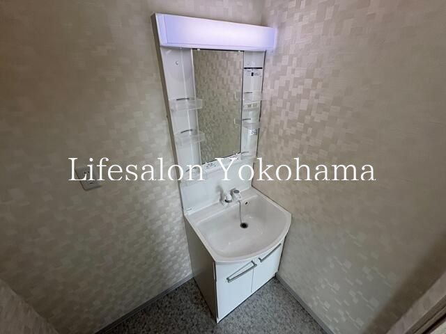 �y���ʏ��z�@