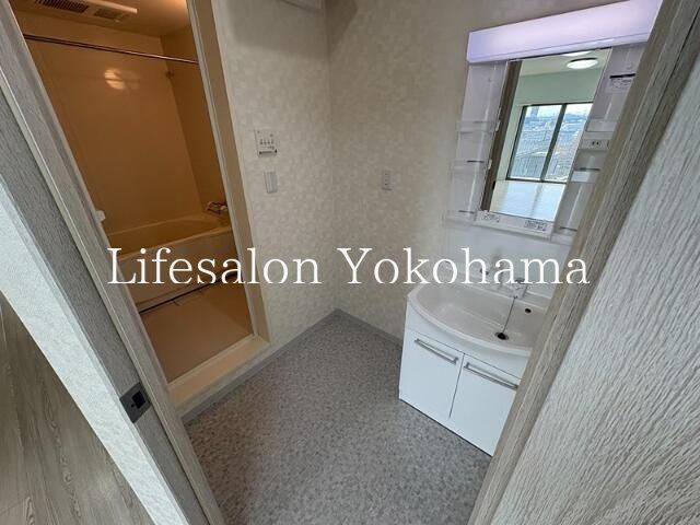 �y���ʏ��z�@