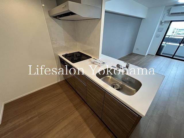 �y�L�b�`���z�@