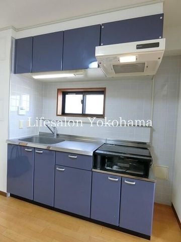 �y�L�b�`���z�@