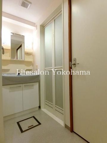 �y���ʏ��z�@