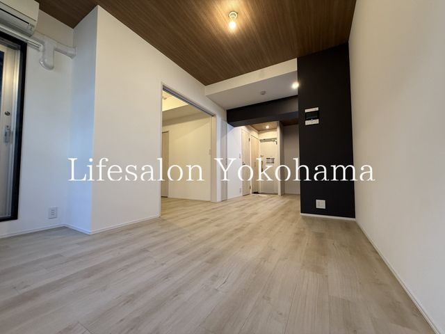 �y���ԁE���r���O�z�@