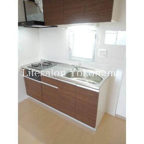 �y�L�b�`���z�@