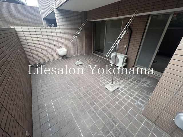 �y�o���R�j�[�z�@